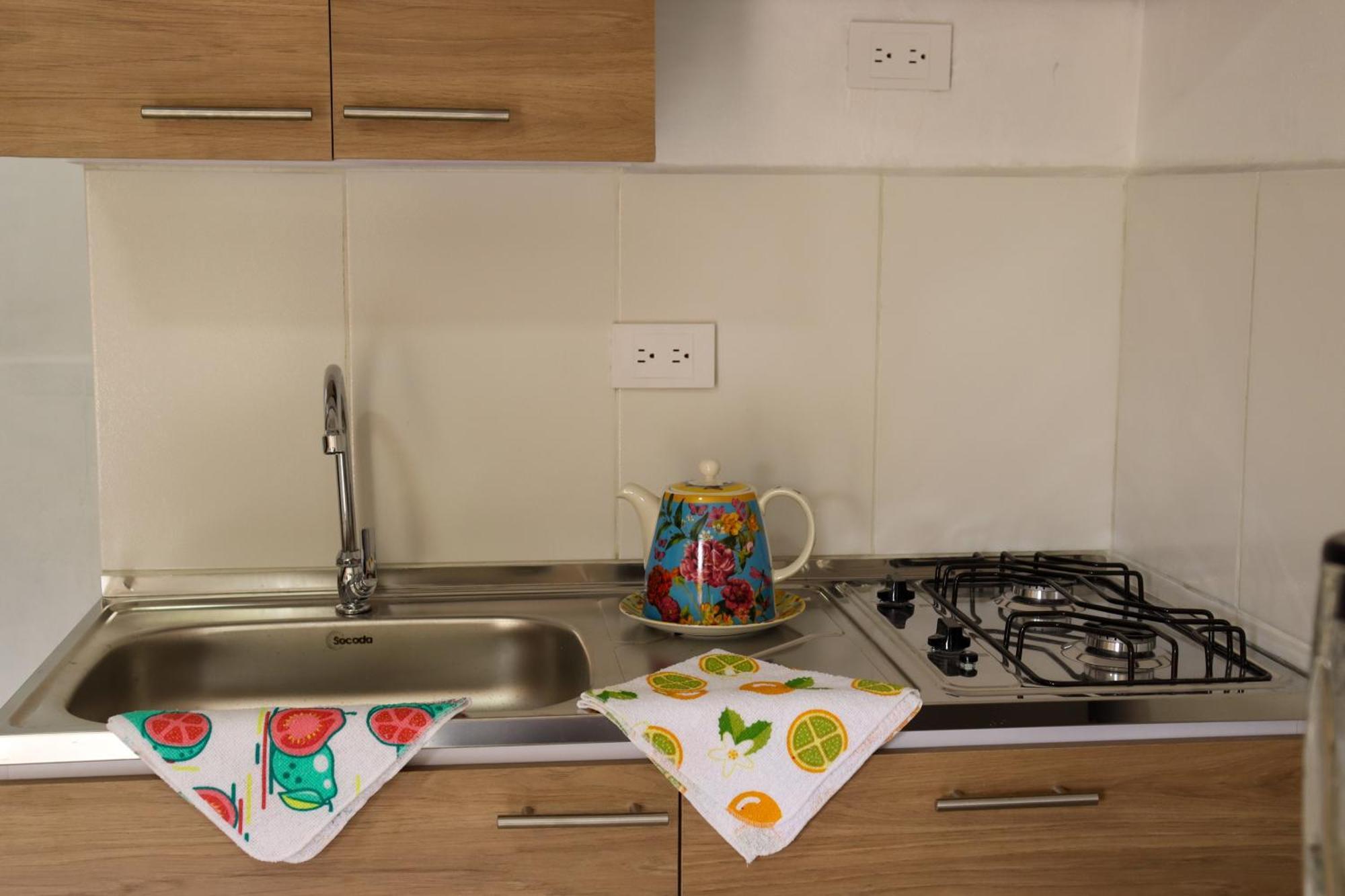 Next To The Airport - Cute Home リオネグロ エクステリア 写真